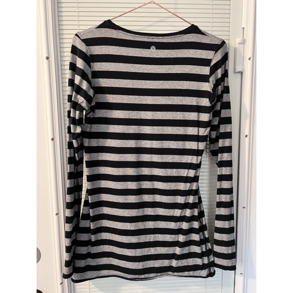 Lululemon Every Yogi Reversible Striped Long Sleeve Shirt Navy Blue White Sz 6 - Picture 9 of 13